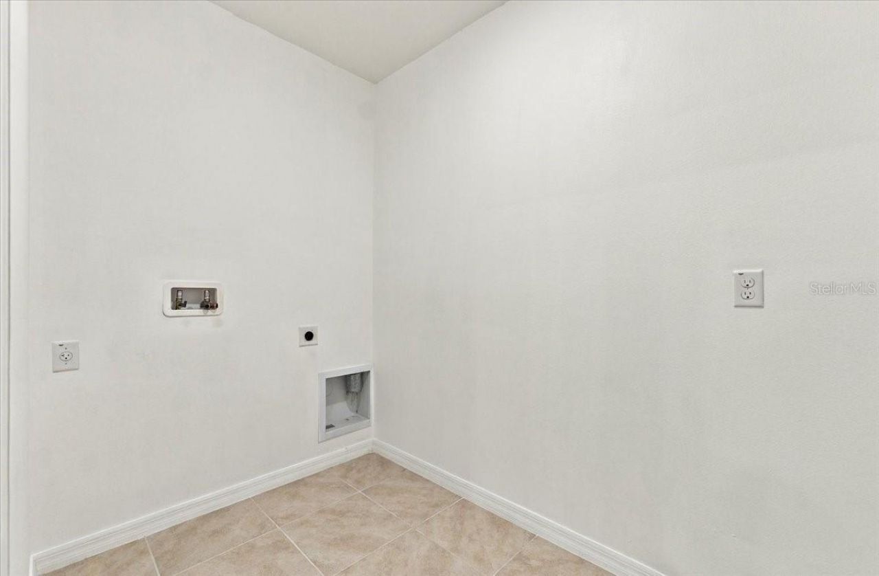 261 St Thomas Drive , Mulberry, FL 33860 Photo