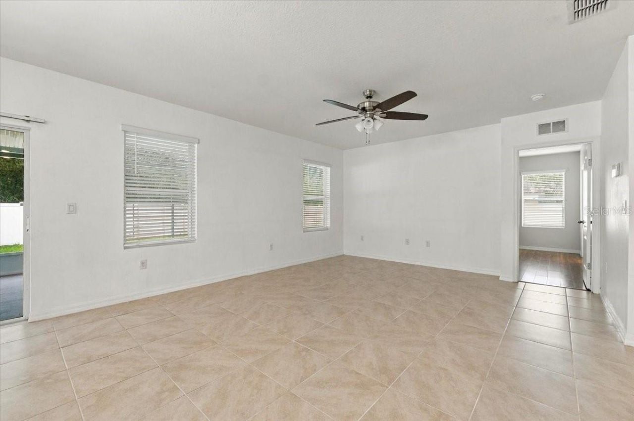 261 St Thomas Drive , Mulberry, FL 33860 Photo