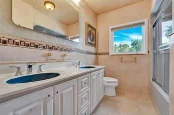 1200 Hollywood Boulevard, Hollywood, FL 33019 Photo