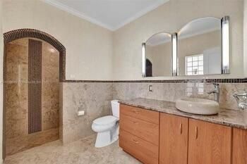 1200 Hollywood Boulevard, Hollywood, FL 33019 Photo