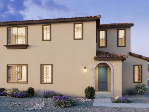 2235 S Swan Drive, Gilbert, AZ 85295
