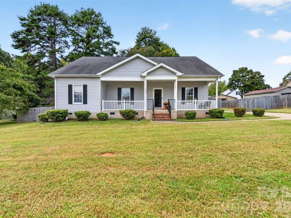 1032 Coddle Creek Road, Mooresville, NC 28115