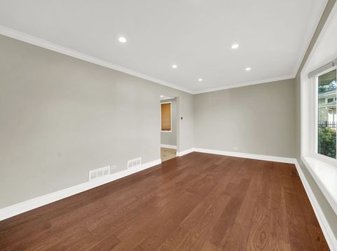Main Photo