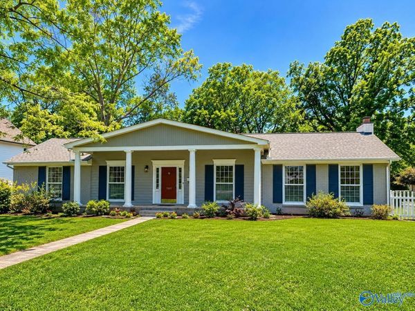 702 Cleermont Drive SE, Huntsville, AL 35801