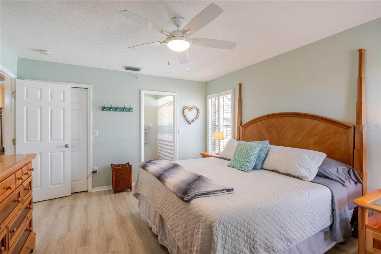 1904 Gulf Boulevard, Unit D, Indian Rocks Beach, FL 33785 Photo