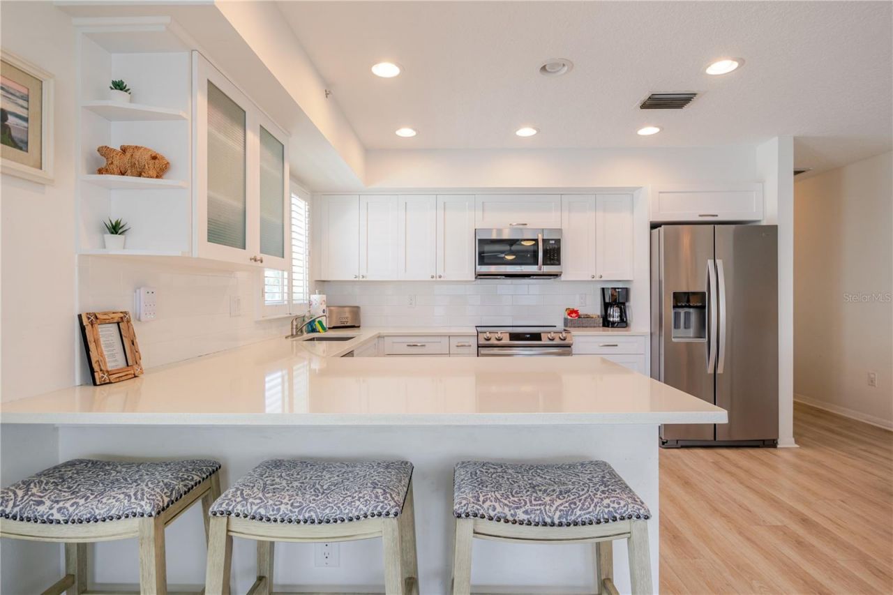 1904 Gulf Boulevard, Unit D, Indian Rocks Beach, FL 33785 Photo