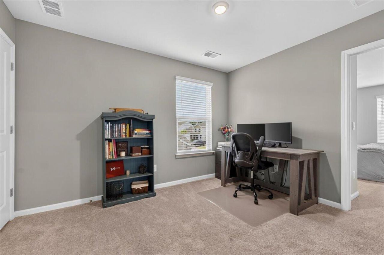 225 Sedona Drive Photo 15
