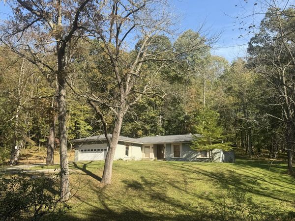 4056 Dragoo Road , Nashport, OH 43830