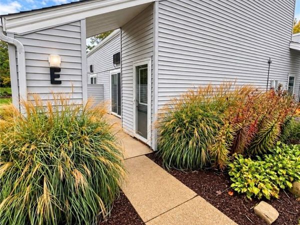 1555 Cedarwood Drive , Unit E, Westlake, OH 44145