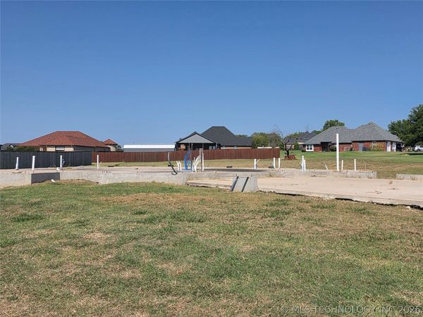 4105 Meadowlark Road , Ardmore, OK 73401