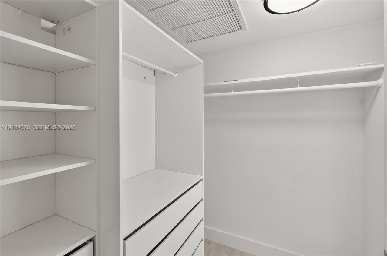 880 NE 69th St , Unit 14H, Miami, FL 33138 Photo
