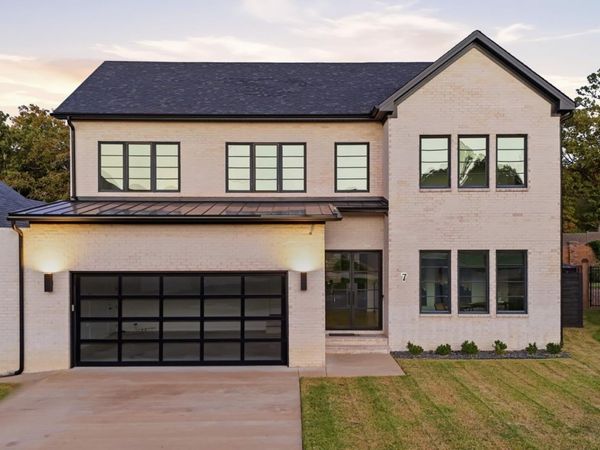 7 Belles Fleurs Circle, Little Rock, AR 72223