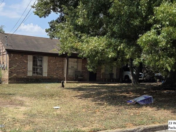 23 Woodberry PACKAGE , Jackson, TN 38305