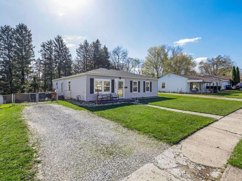 640 N Shoshone Drive , Lancaster, OH 43130 Photo 2