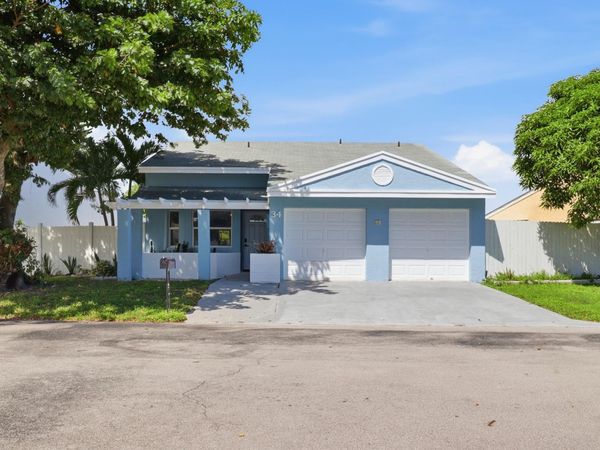 34 Paxford Lane, Boynton Beach, FL 33426
