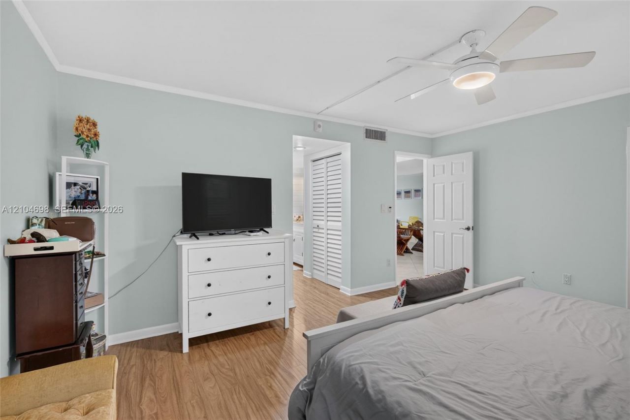 16051 Blatt Blvd , Unit 106, Weston, FL 33326 Photo