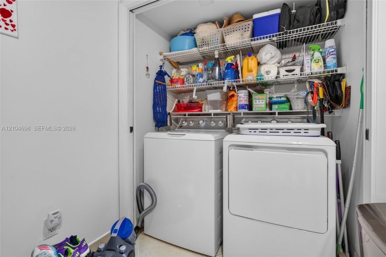 16051 Blatt Blvd , Unit 106, Weston, FL 33326 Photo