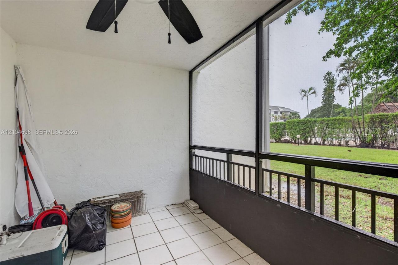 16051 Blatt Blvd , Unit 106, Weston, FL 33326 Photo
