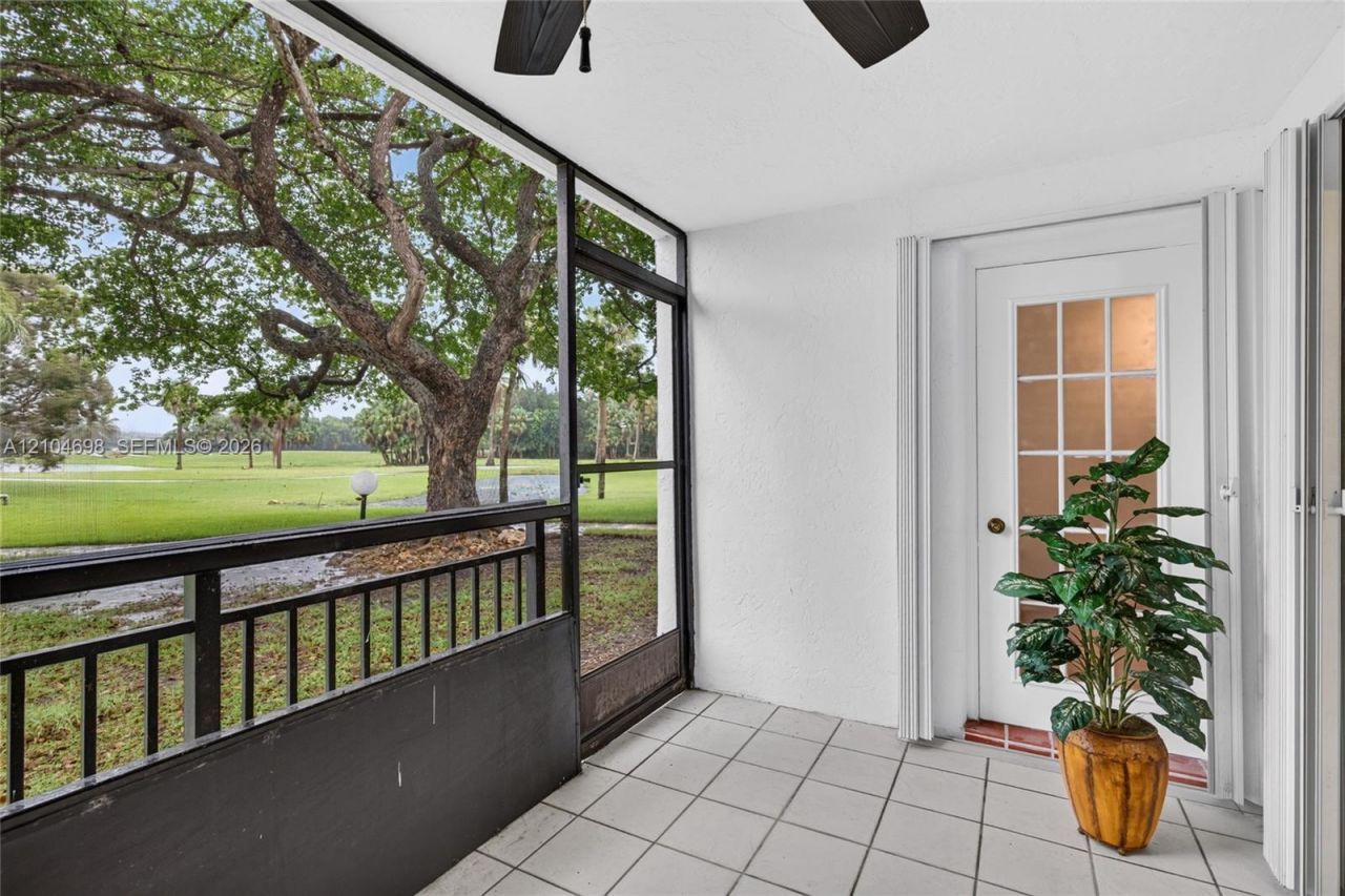 16051 Blatt Blvd , Unit 106, Weston, FL 33326 Photo