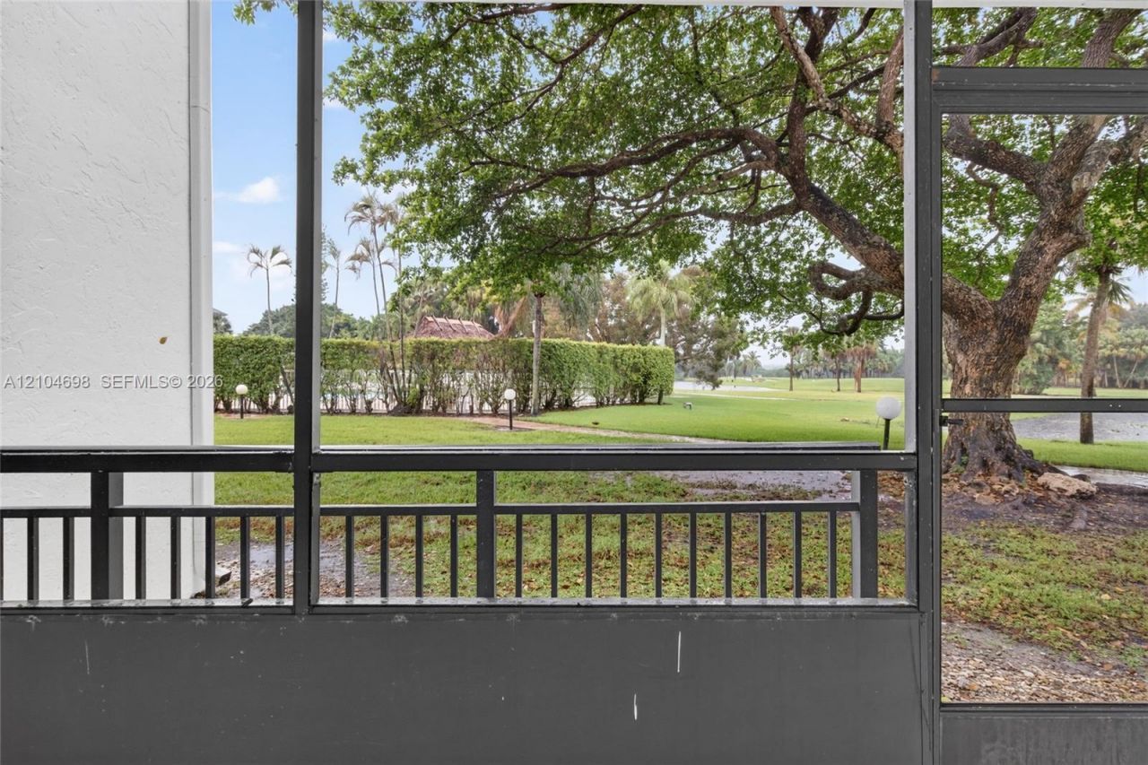 16051 Blatt Blvd , Unit 106, Weston, FL 33326 Photo