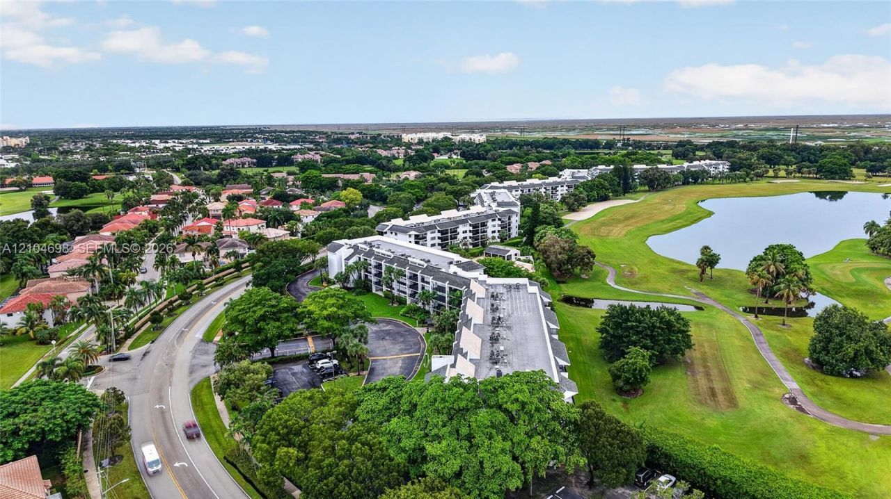 16051 Blatt Blvd , Unit 106, Weston, FL 33326 Photo