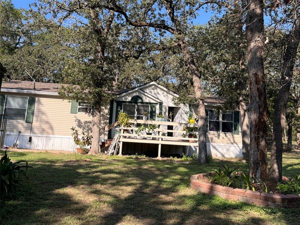 242 Shadow Oak DR , Bastrop, TX 78602