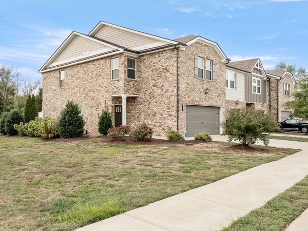 1201 W End Station Dr , Lebanon, TN 37087