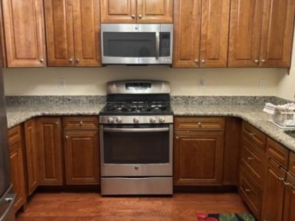 3101 Pierce Ln, Rockaway, NJ 07885