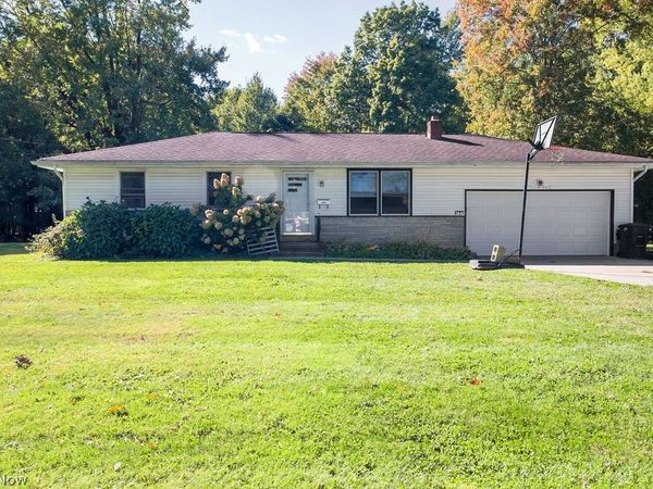 3840 Allendale Avenue , Austintown, OH 44511
