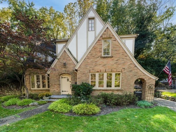 2763 Bronson Boulevard, Kalamazoo, MI 49008
