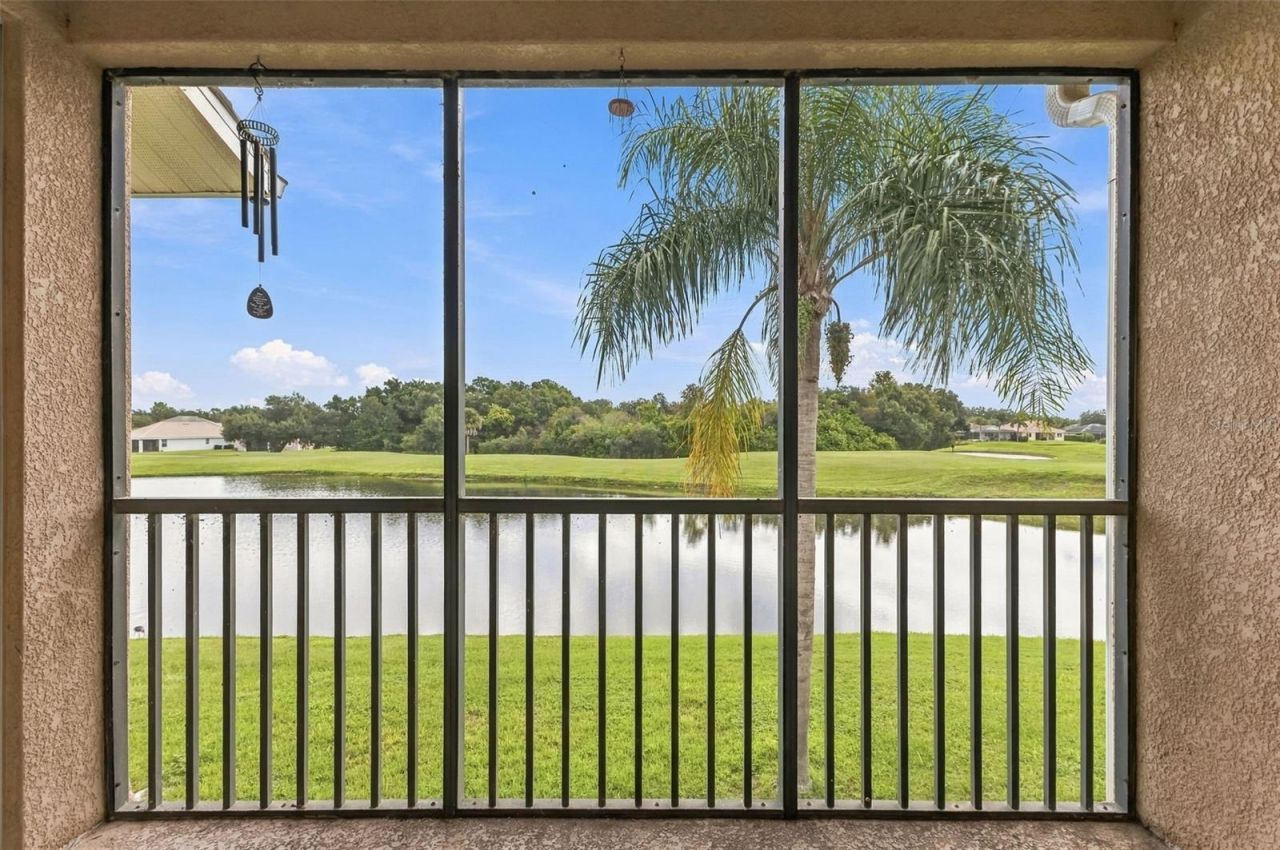 1003 Fairwaycove Lane , Unit 207, Bradenton, FL 34212 Photo