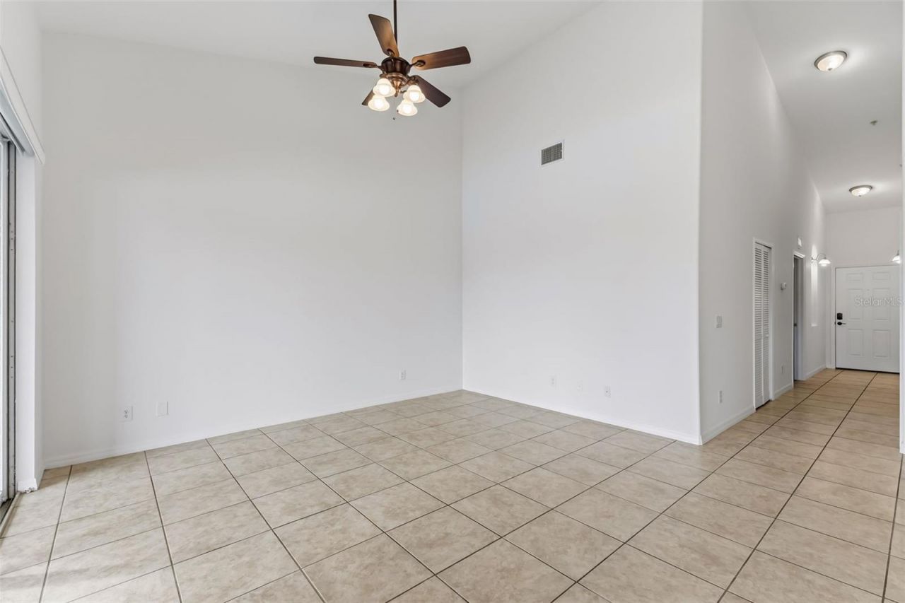 1003 Fairwaycove Lane , Unit 207, Bradenton, FL 34212 Photo