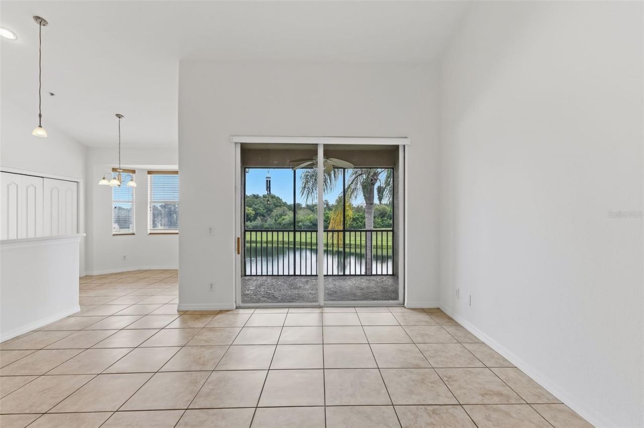 1003 Fairwaycove Lane , Unit 207, Bradenton, FL 34212 Photo