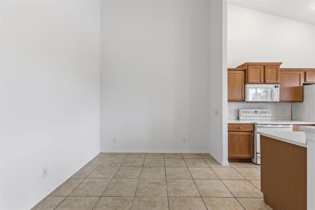 1003 Fairwaycove Lane , Unit 207, Bradenton, FL 34212 Photo