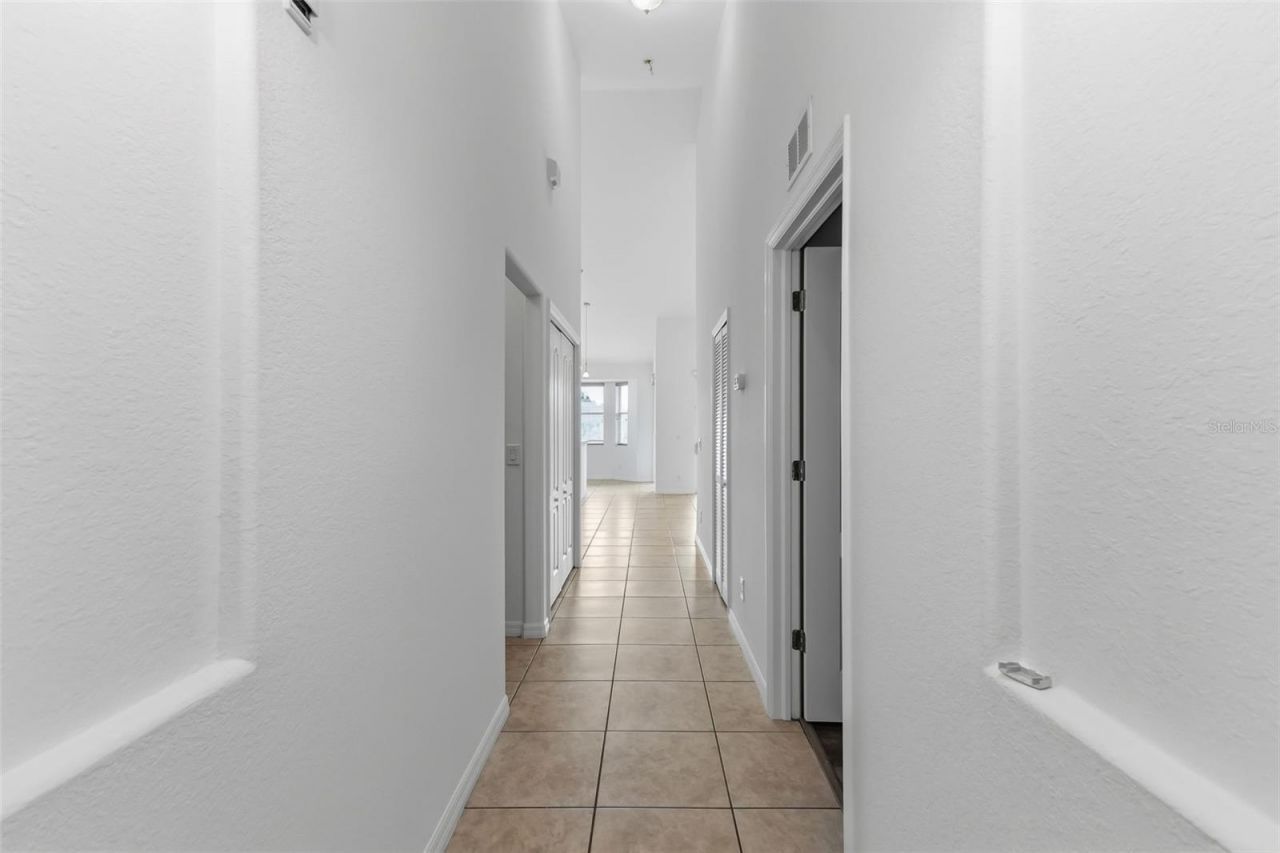 1003 Fairwaycove Lane , Unit 207, Bradenton, FL 34212 Photo