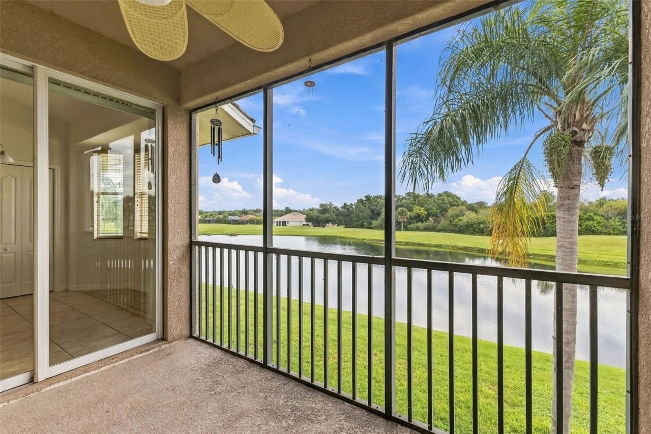 1003 Fairwaycove Lane , Unit 207, Bradenton, FL 34212 Photo