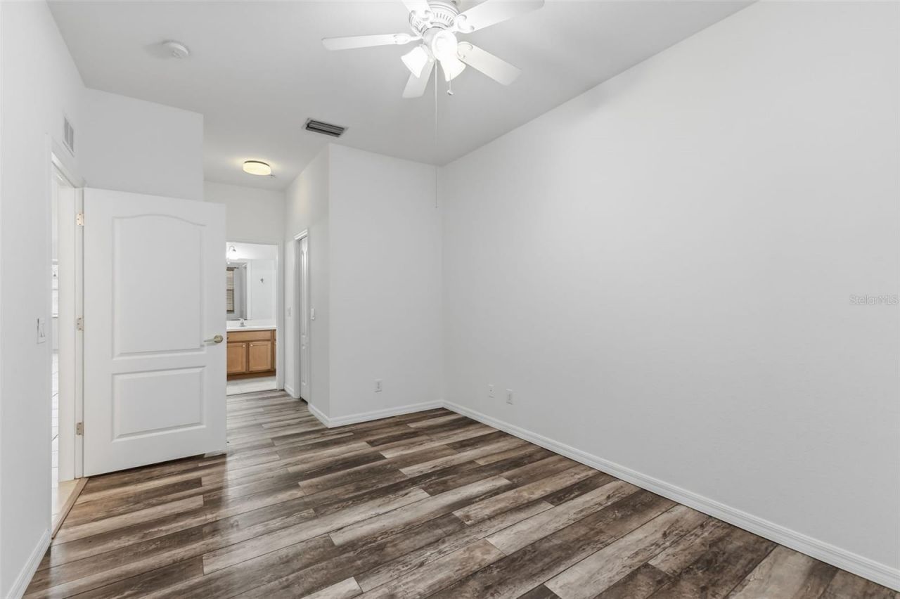 1003 Fairwaycove Lane , Unit 207, Bradenton, FL 34212 Photo