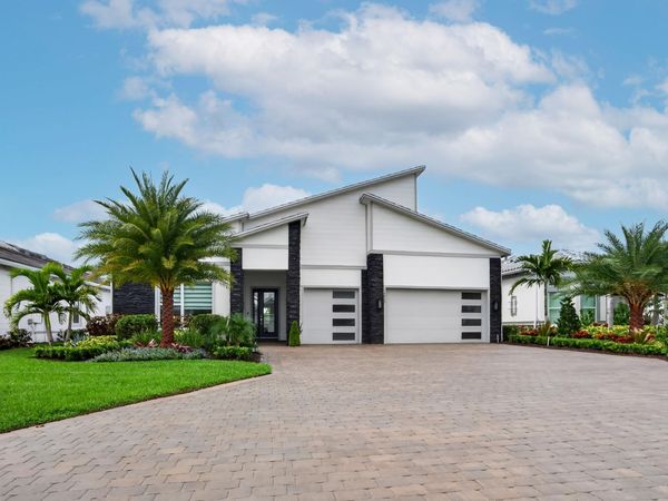 10822 Stellar Circle, Palm Beach Gardens, FL 33412