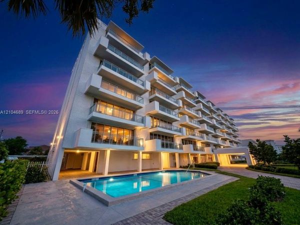 3051 S Ocean Blvd , Unit 2050, Boca Raton, FL 33432