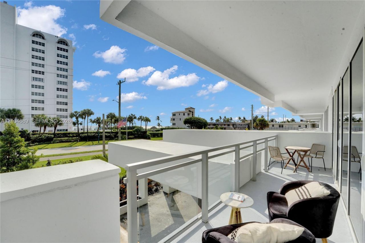3051 S Ocean Blvd , Unit 2050, Boca Raton, FL 33432 Photo
