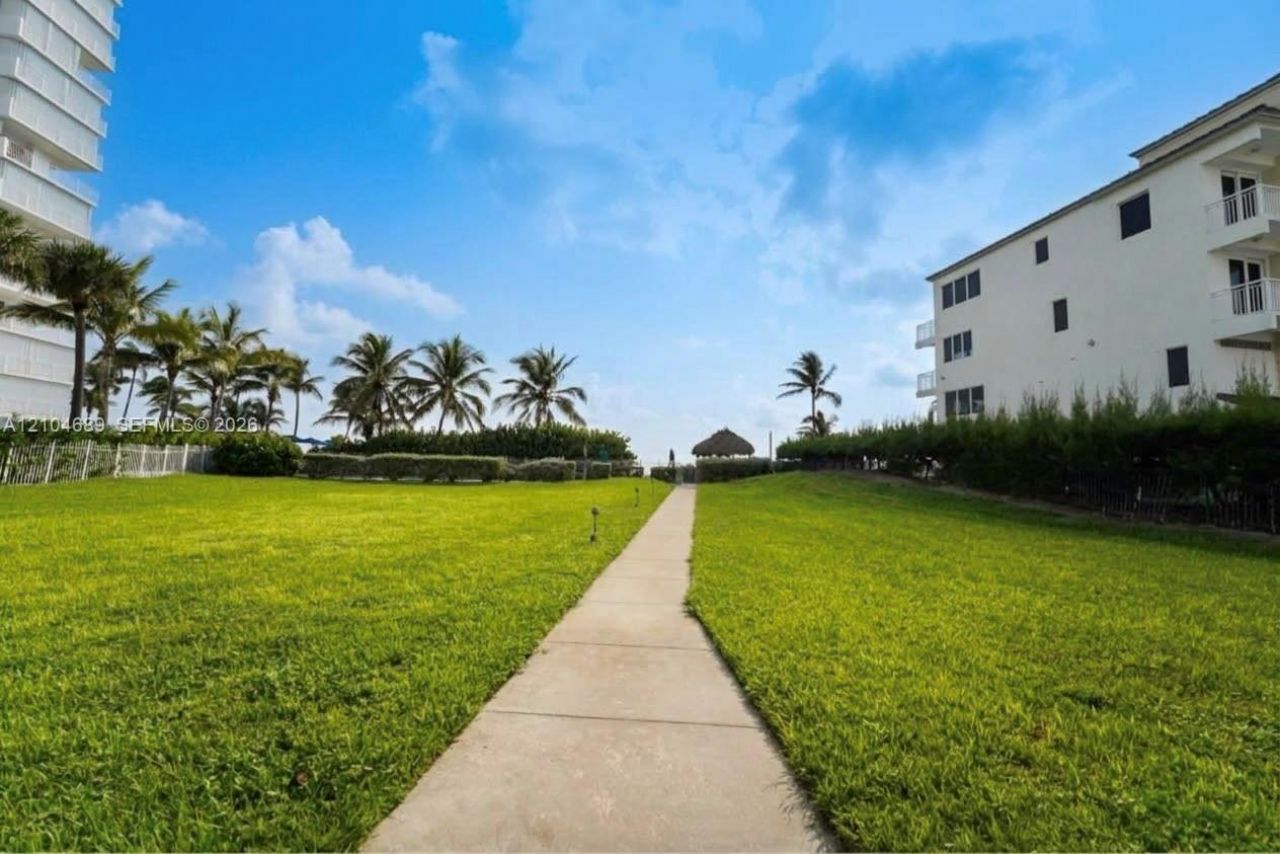 3051 S Ocean Blvd , Unit 2050, Boca Raton, FL 33432 Photo