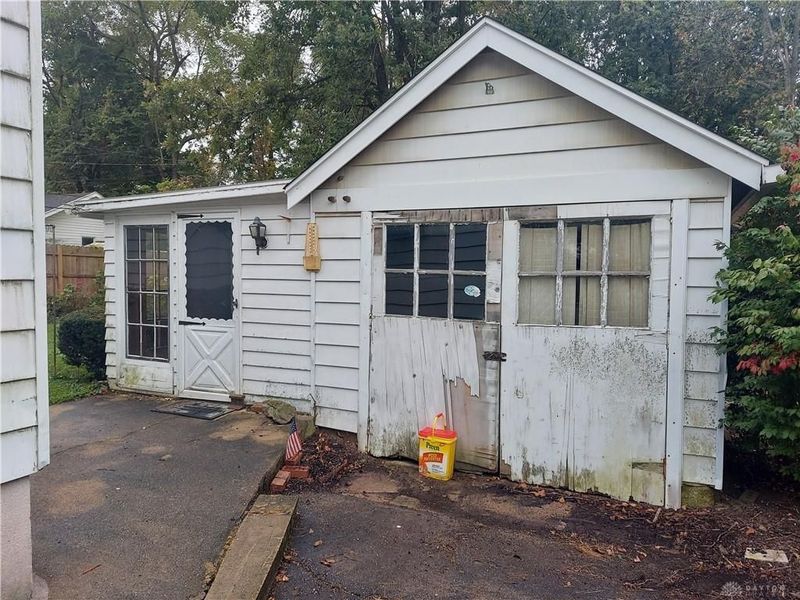 8327 Inwood Avenue, Dayton, OH 45415 Photo 4