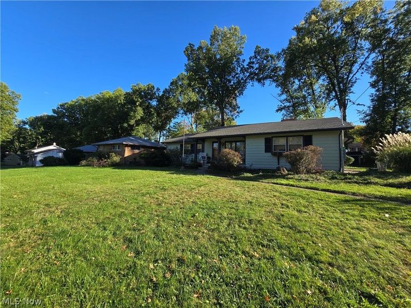 495 Catherine Street, Liberty, OH 44505 Photo 2