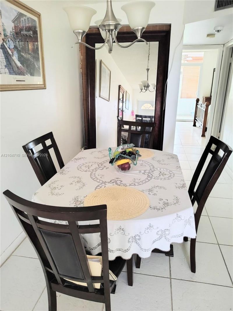 9061 Sunrise Lakes Blvd , Unit 102, Sunrise, FL 33322 Photo
