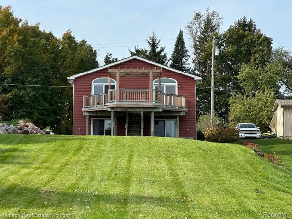 2955 Rubbins Road , Howell, Mi 48843