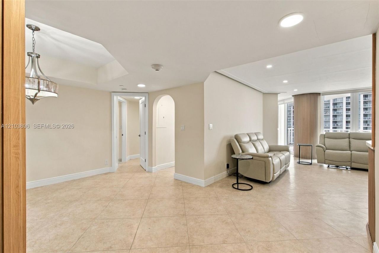 16485 Collins Ave , Unit 2235, Sunny Isles Beach, FL 33160 Photo