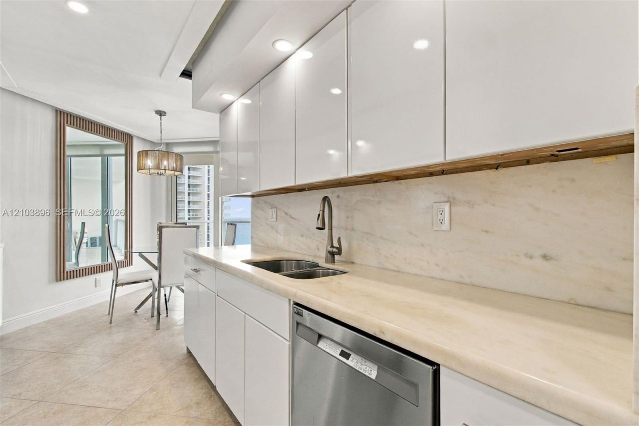 16485 Collins Ave , Unit 2235, Sunny Isles Beach, FL 33160 Photo