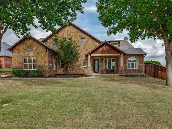 3201 Wildpointe Court, Mansfield, TX 76063