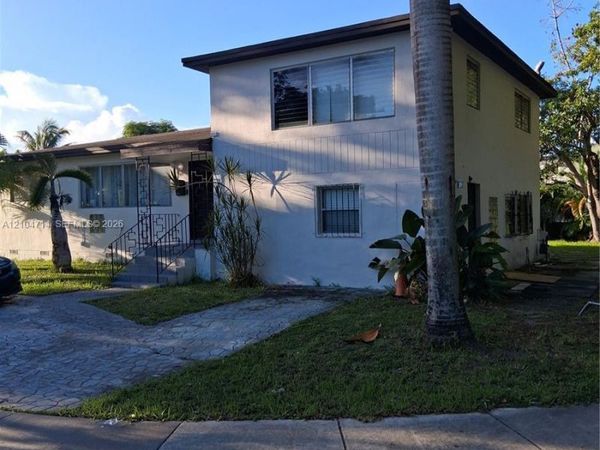 195 NE 123rd St , North Miami, FL 33161