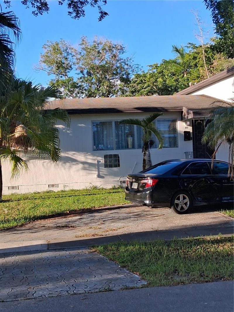 195 NE 123rd St , North Miami, FL 33161 Photo